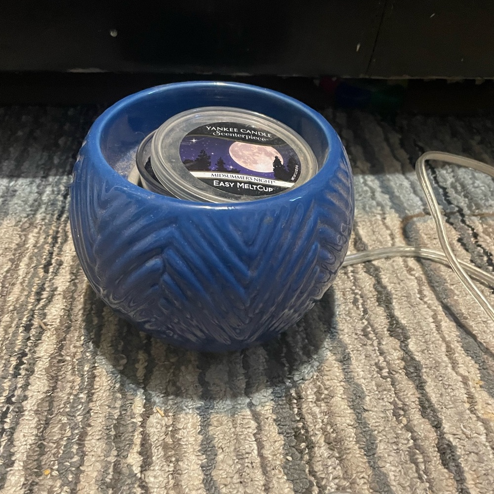 Yankee Candle Blue Wax Warmer